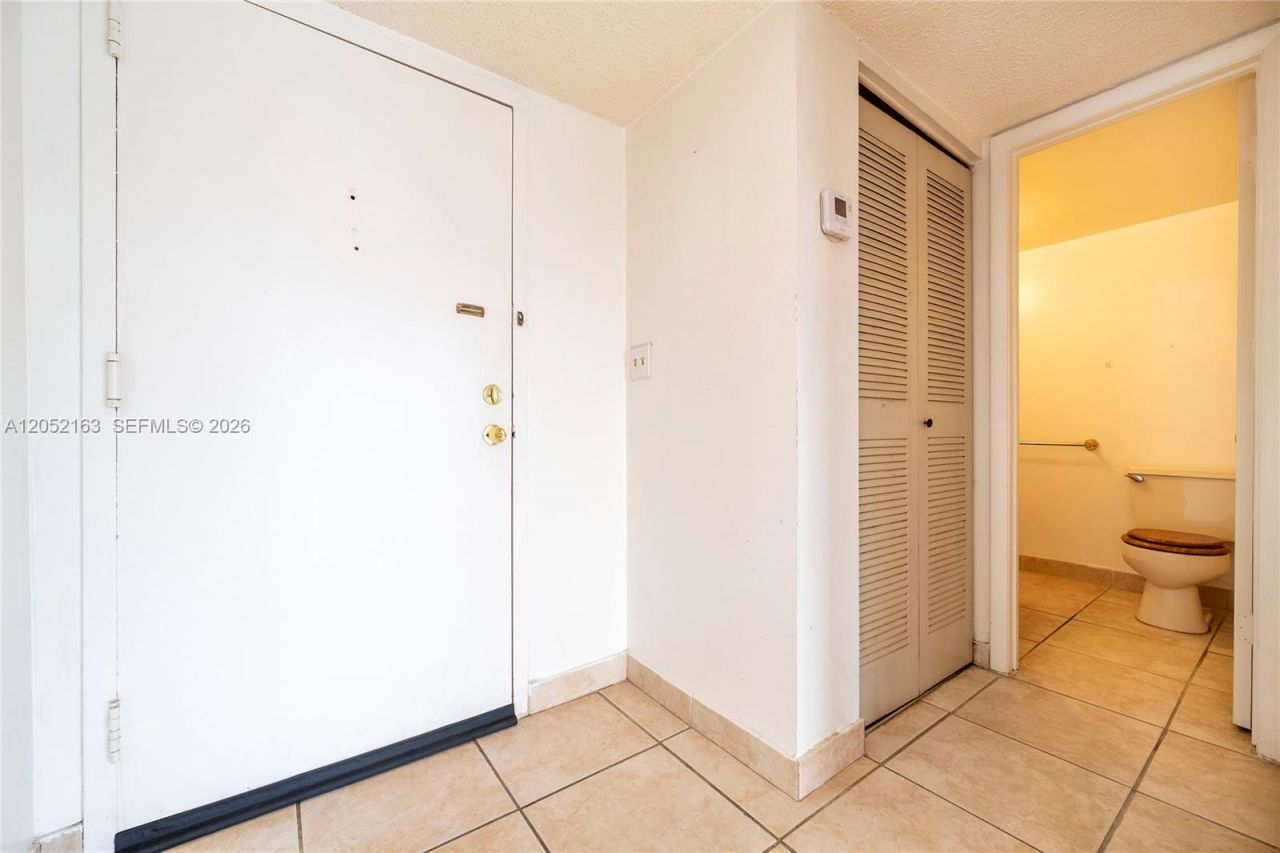 200 178th Dr , Unit 711, Sunny Isles Beach, FL 33160 Photo