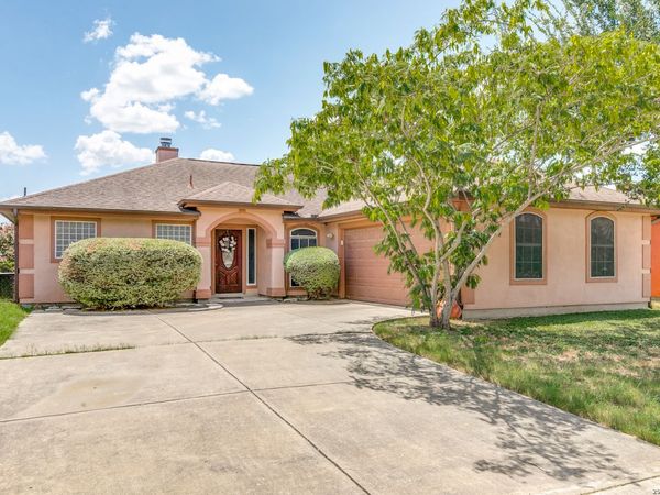 12311 Course View Dr, San Antonio, TX 78221