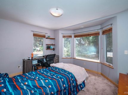 2940 Santa Claus Drive, South Lake Tahoe, CA 96150 Photo