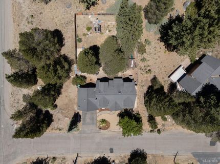 2940 Santa Claus Drive, South Lake Tahoe, CA 96150 Photo