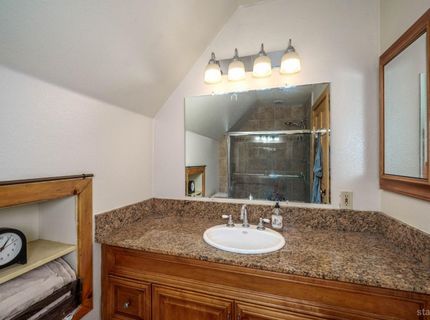 2940 Santa Claus Drive, South Lake Tahoe, CA 96150 Photo