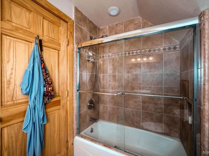 2940 Santa Claus Drive, South Lake Tahoe, CA 96150 Photo