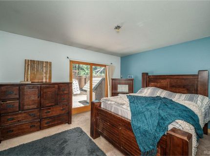 2940 Santa Claus Drive, South Lake Tahoe, CA 96150 Photo