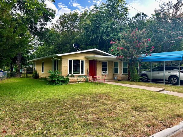 301 Wilmes DR , Austin, TX 78752