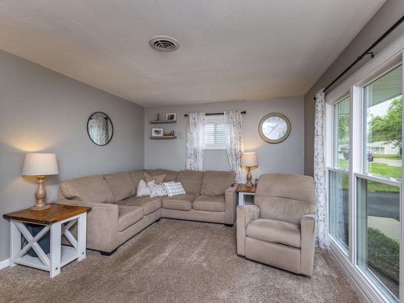 370 Skyview Drive, Vandalia, OH 45377 Photo 9
