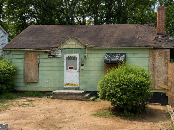 1263 Gus Thornhill Junior Drive, Atlanta, GA 30344