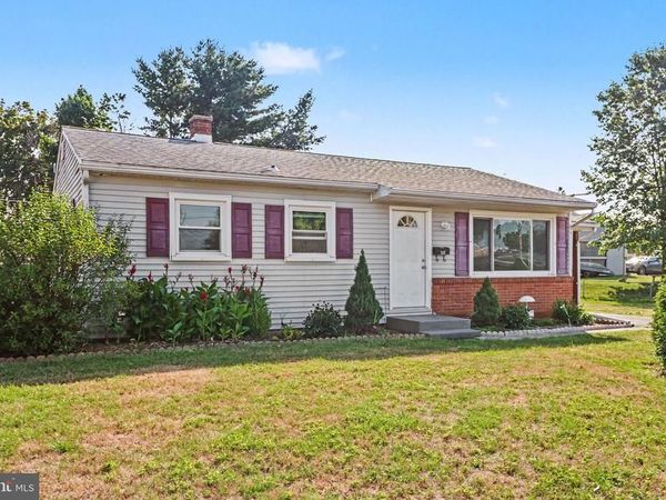 100 NISSLEY DRIVE, MIDDLETOWN, PA 17057