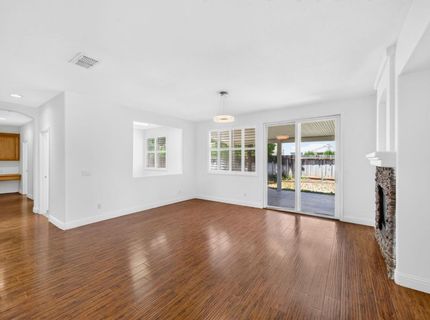 5313 Tersk Way, Elk Grove, CA 95757 Photo