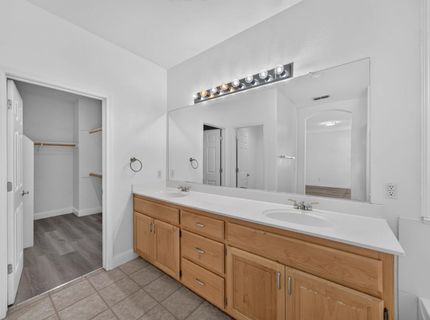 5313 Tersk Way, Elk Grove, CA 95757 Photo