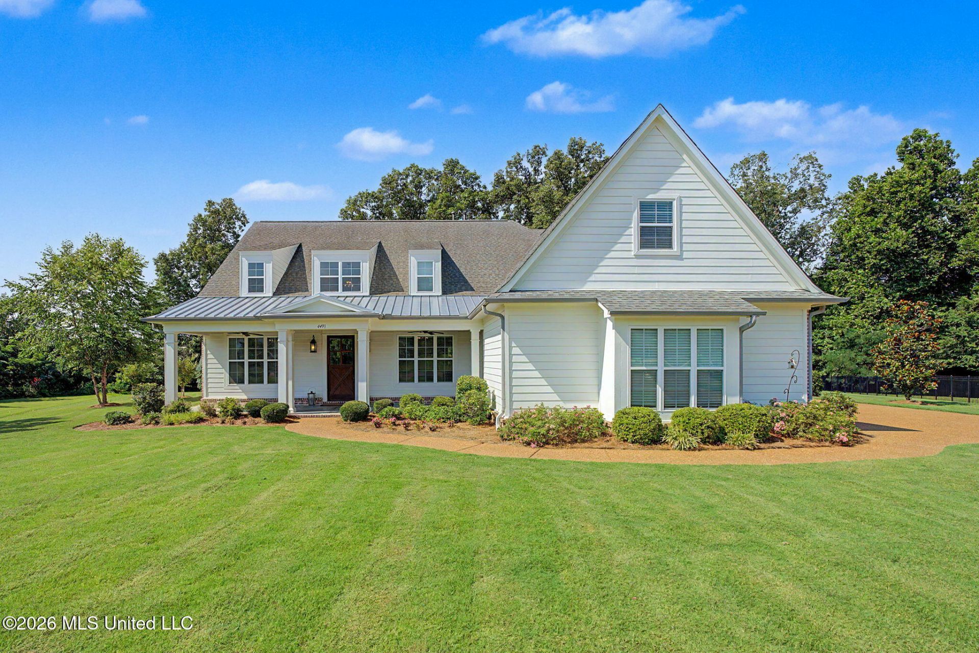 4493 Pleasant Breeze Drive Olive Branch, MS 38654
