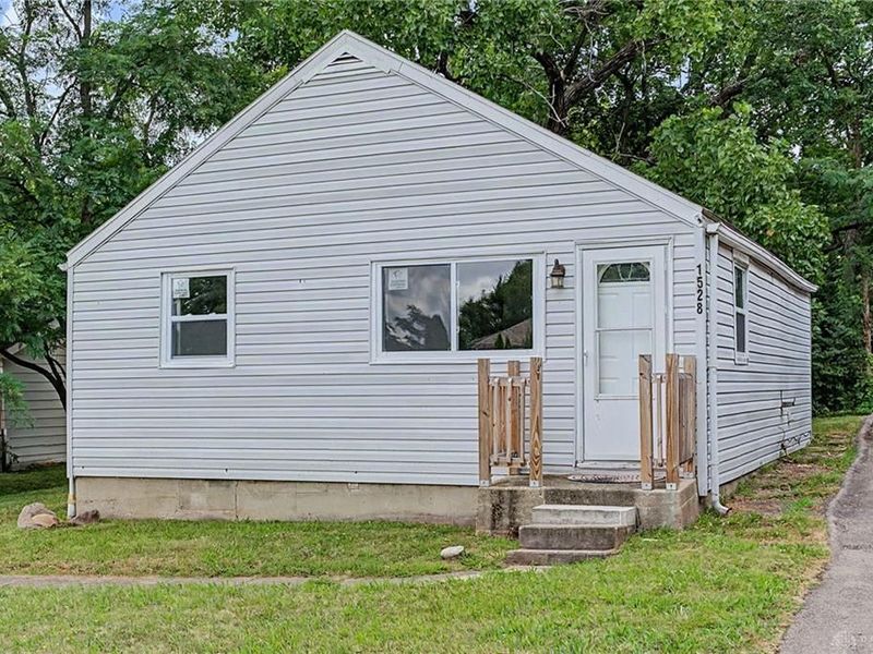 1528 Superior Avenue, Fairborn, OH 45324 Photo 1