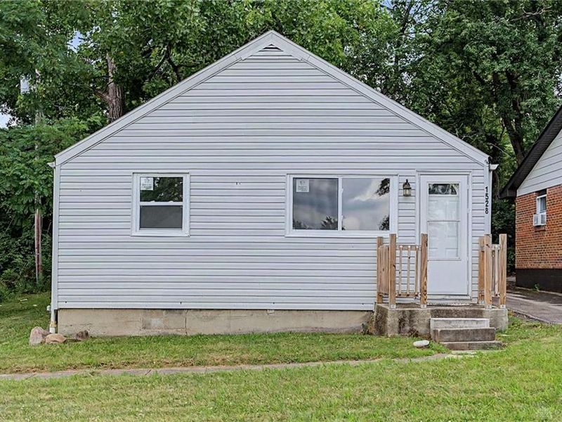 1528 Superior Avenue, Fairborn, OH 45324 Photo 2