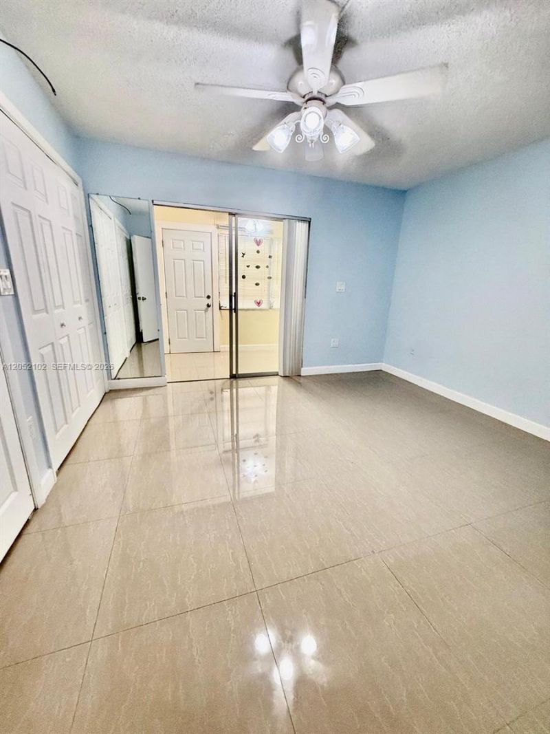 20210 NE 2nd Ave , Unit V4, Miami Gardens, FL 33179 Photo