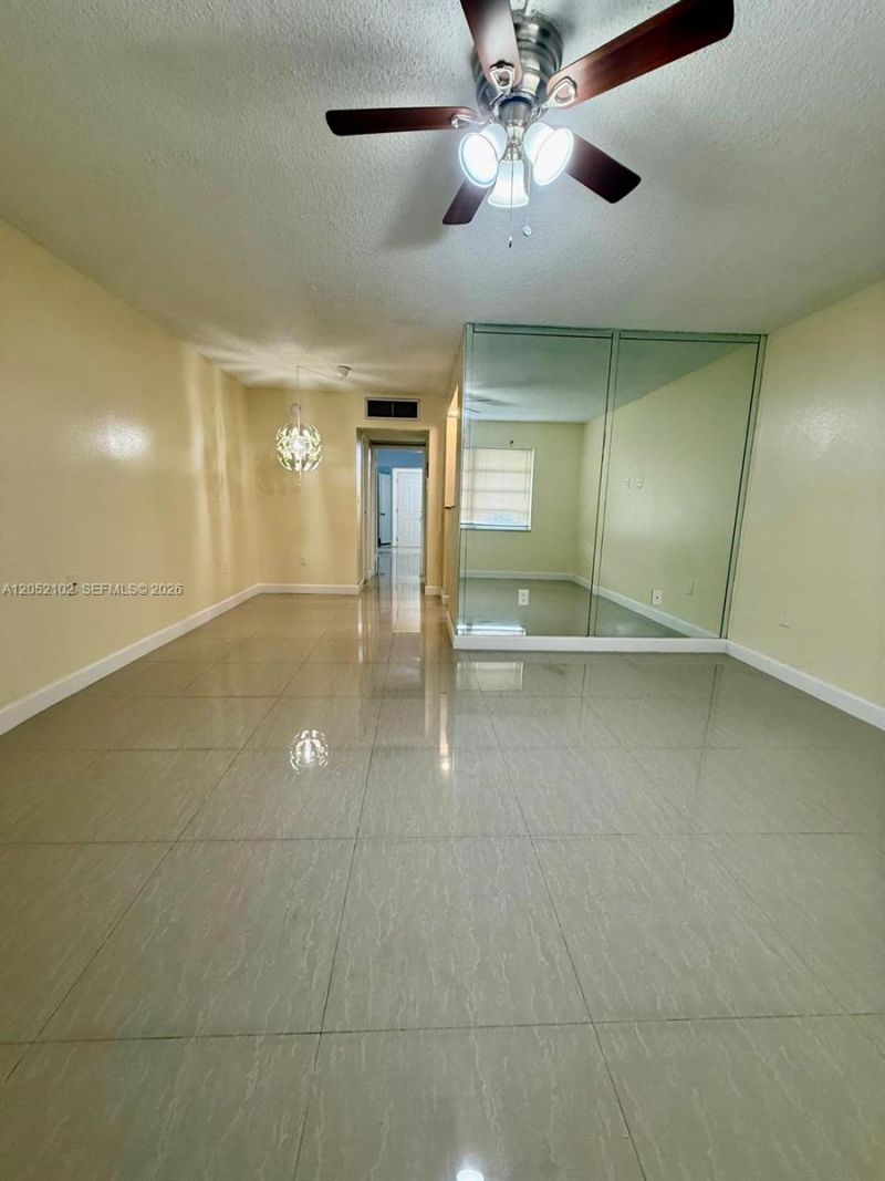 20210 NE 2nd Ave , Unit V4, Miami Gardens, FL 33179 Photo