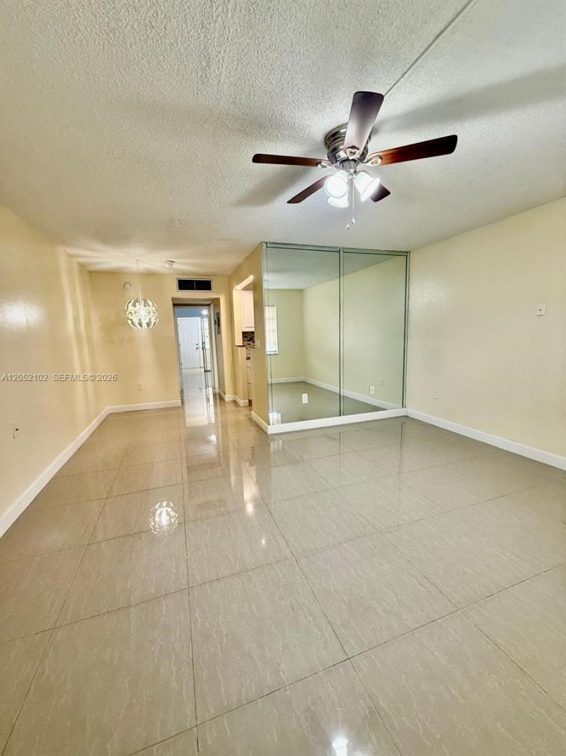 20210 NE 2nd Ave , Unit V4, Miami Gardens, FL 33179 Photo