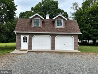 121 BERRY ROAD, ANDREAS, PA 18211
