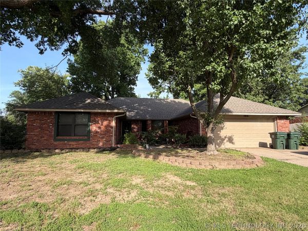 2816 Suroya Street , Muskogee, OK 74403