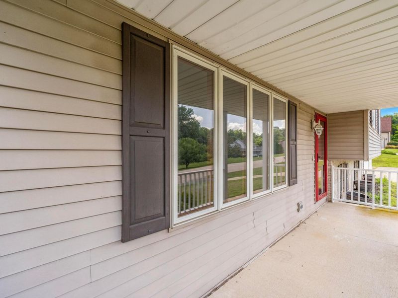 746 Spring Falls Avenue, Springfield, OH 45502 Photo 7