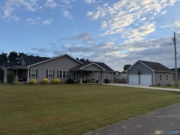 232 Emery Circle, Section, AL 35771