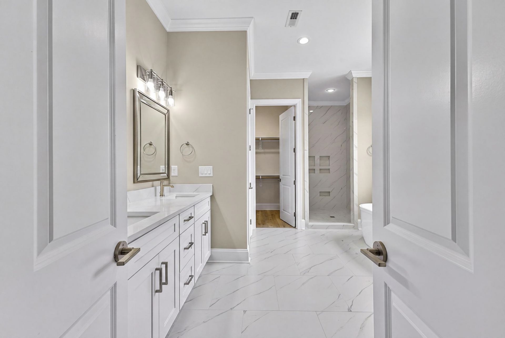 641 Waterbridge Blvd.  Photo 29