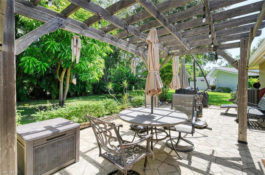 20 Maui Cir, Unit 20, Naples, FL 34112 Photo