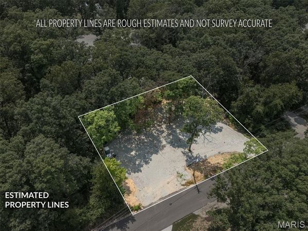 8875 Victoria Lane , French Village, MO 63036