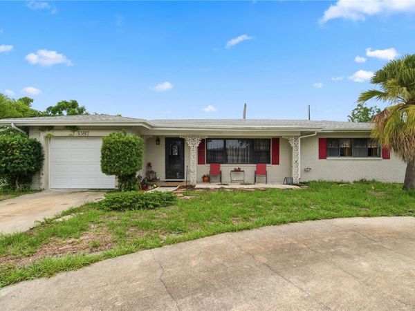 13817 DOMINICA DRIVE , SEMINOLE, FL 33776
