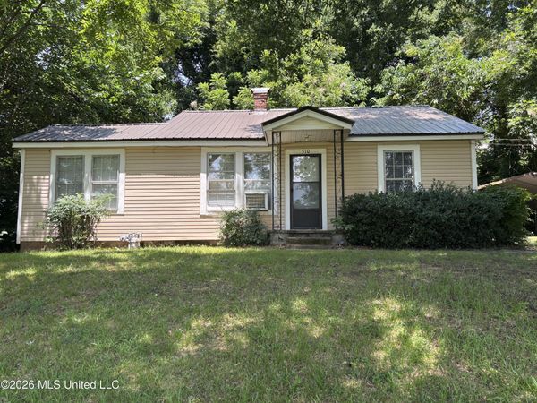 510 Ms-178 , Holly Springs, MS 38635