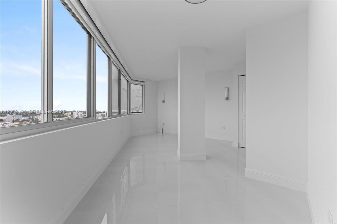 7135 Collins Ave, Unit 1535, Miami Beach, FL 33141 Photo