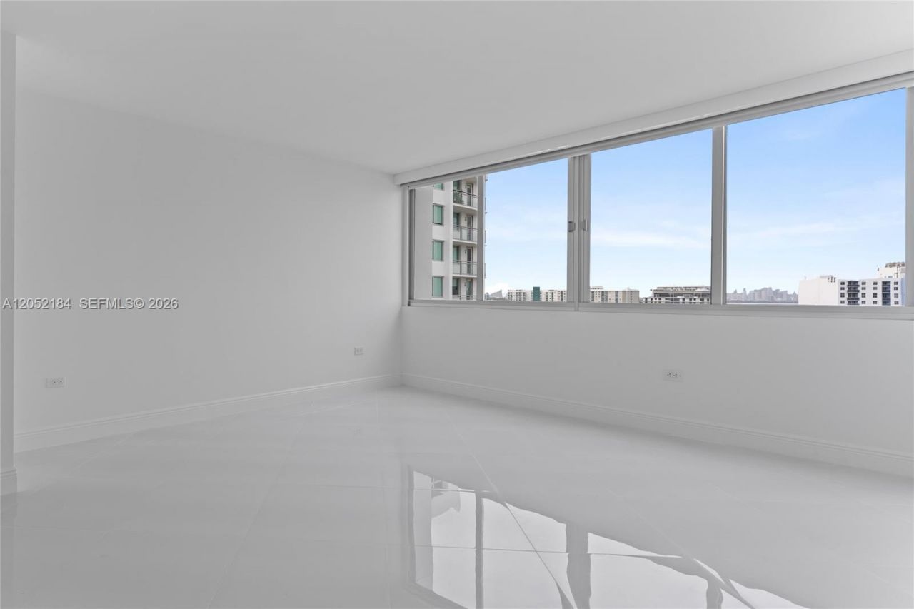 7135 Collins Ave, Unit 1535, Miami Beach, FL 33141 Photo