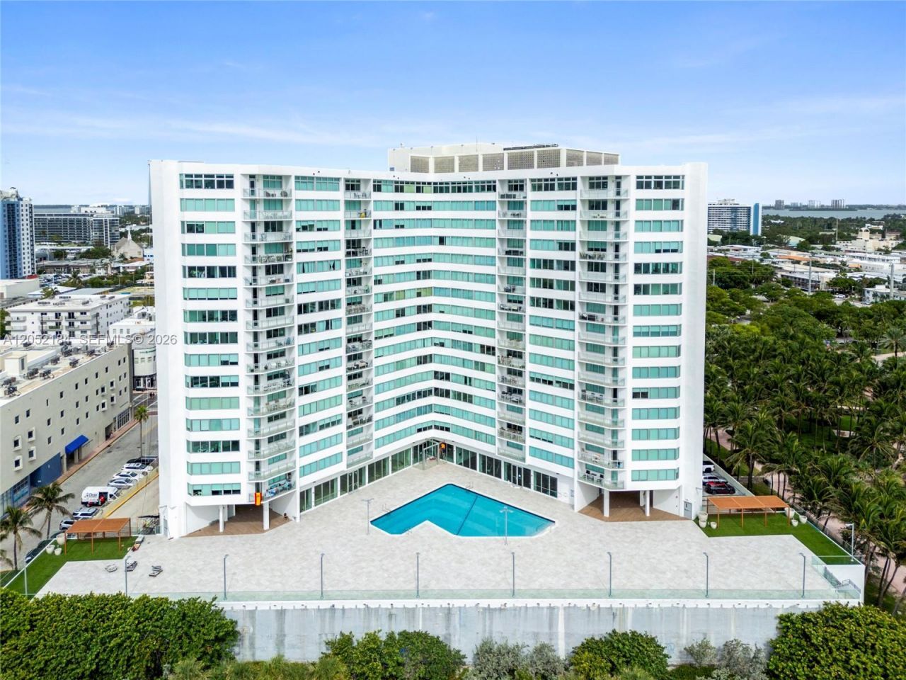 7135 Collins Ave, Unit 1535, Miami Beach, FL 33141 Photo