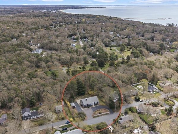 84 Hinckley Cir, Barnstable, MA 02655