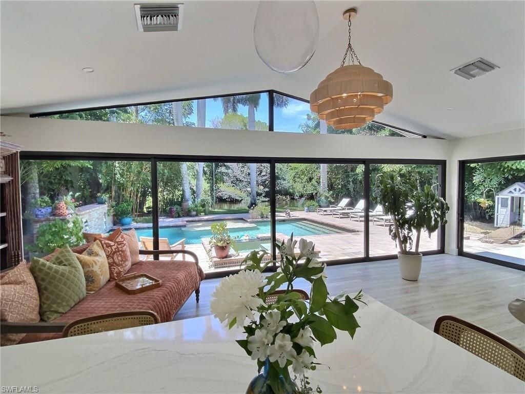 1031 Diana Ave, Naples, FL 34103 Photo