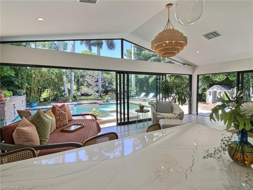 1031 Diana Ave, Naples, FL 34103 Photo