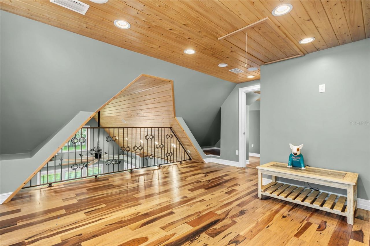 2424 E New York Avenue, Deland, FL 32724 Photo