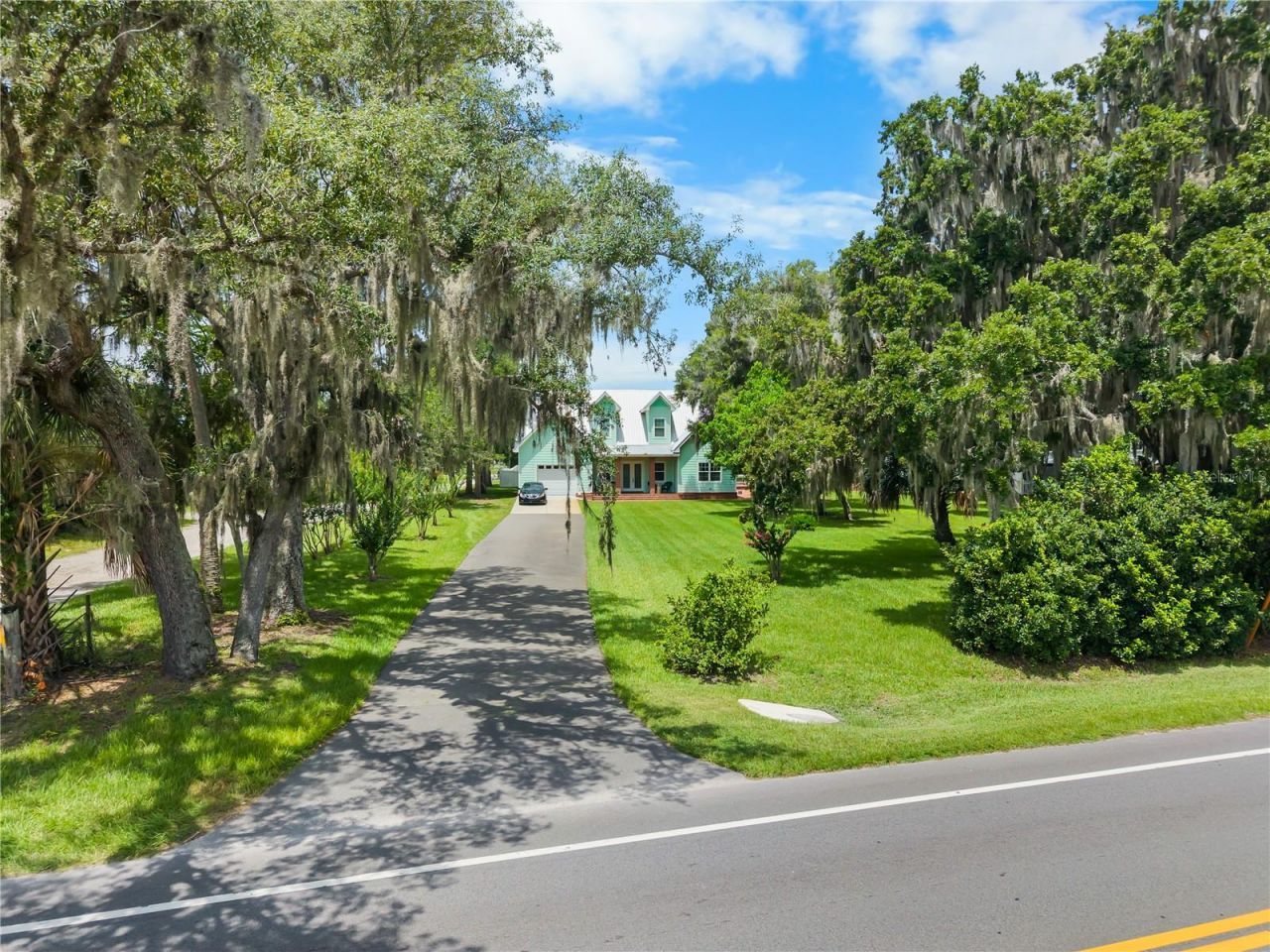 2424 E New York Avenue, Deland, FL 32724 Photo