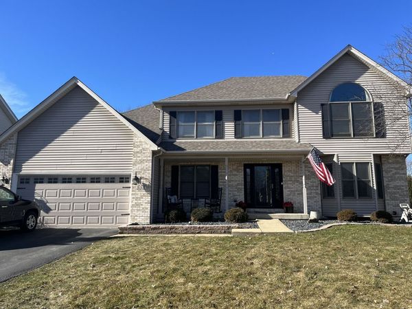 553 Danbury Drive, Oswego, IL 60543