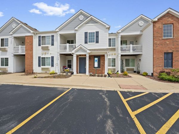154 Bertram Road , Unit J, Yorkville, IL 60560
