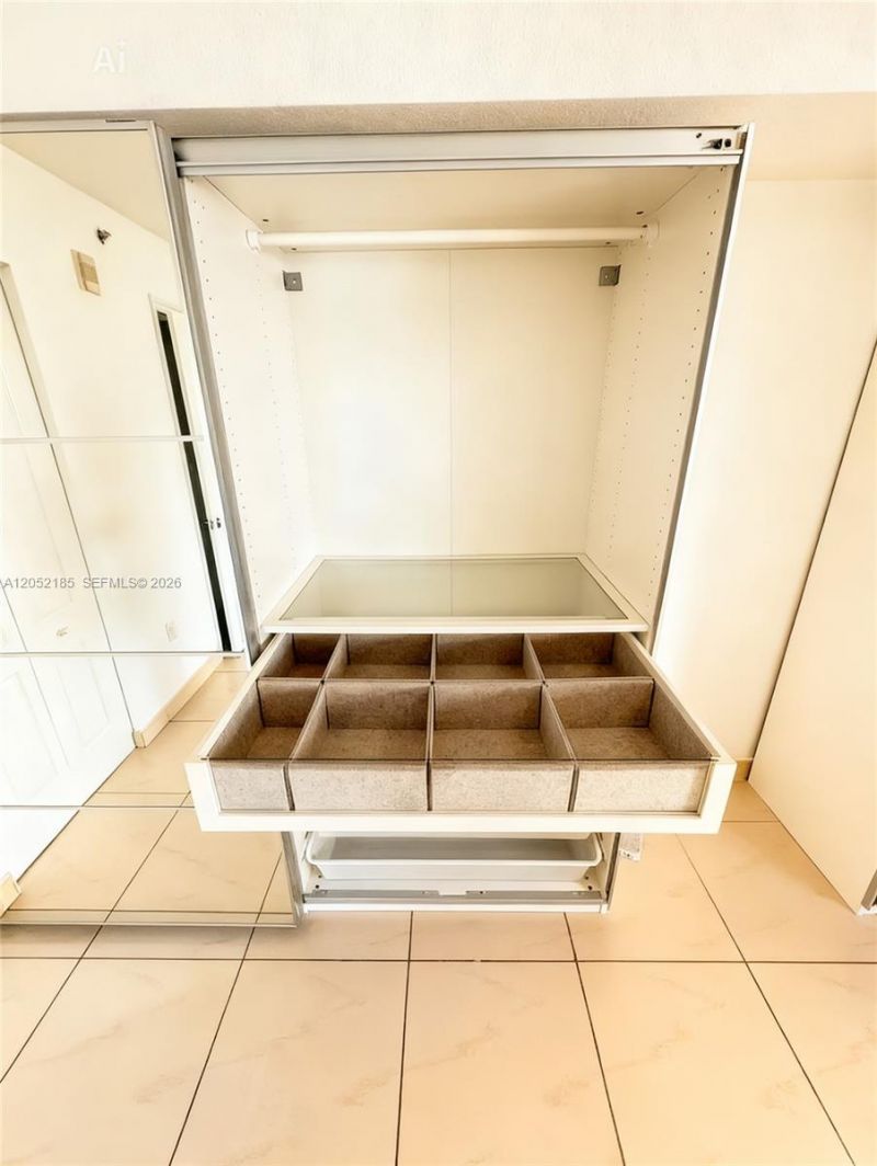 280 SW 20th Rd , Unit 504, Miami, FL 33129 Photo
