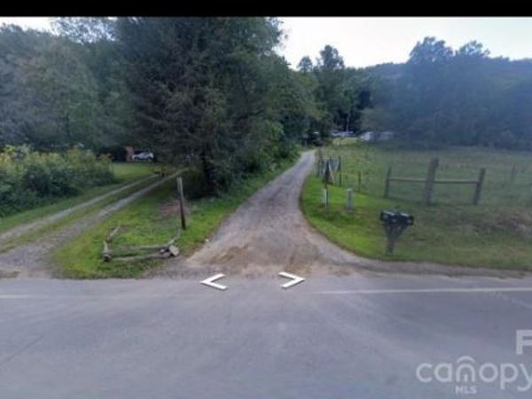 99999 Paint Fork Road, Barnardsville, NC 28709