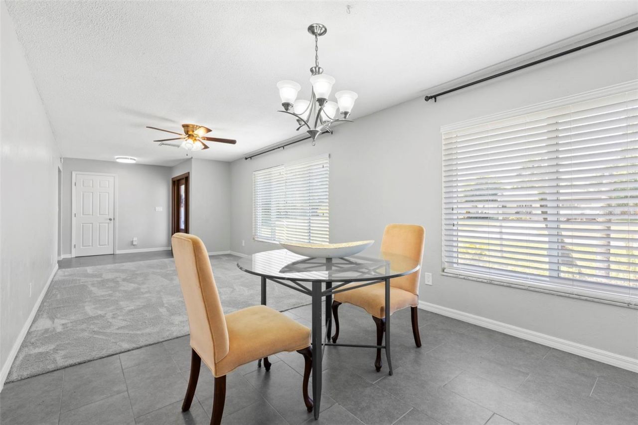 2391 66th Terrace S, Saint Petersburg, FL 33712 Photo