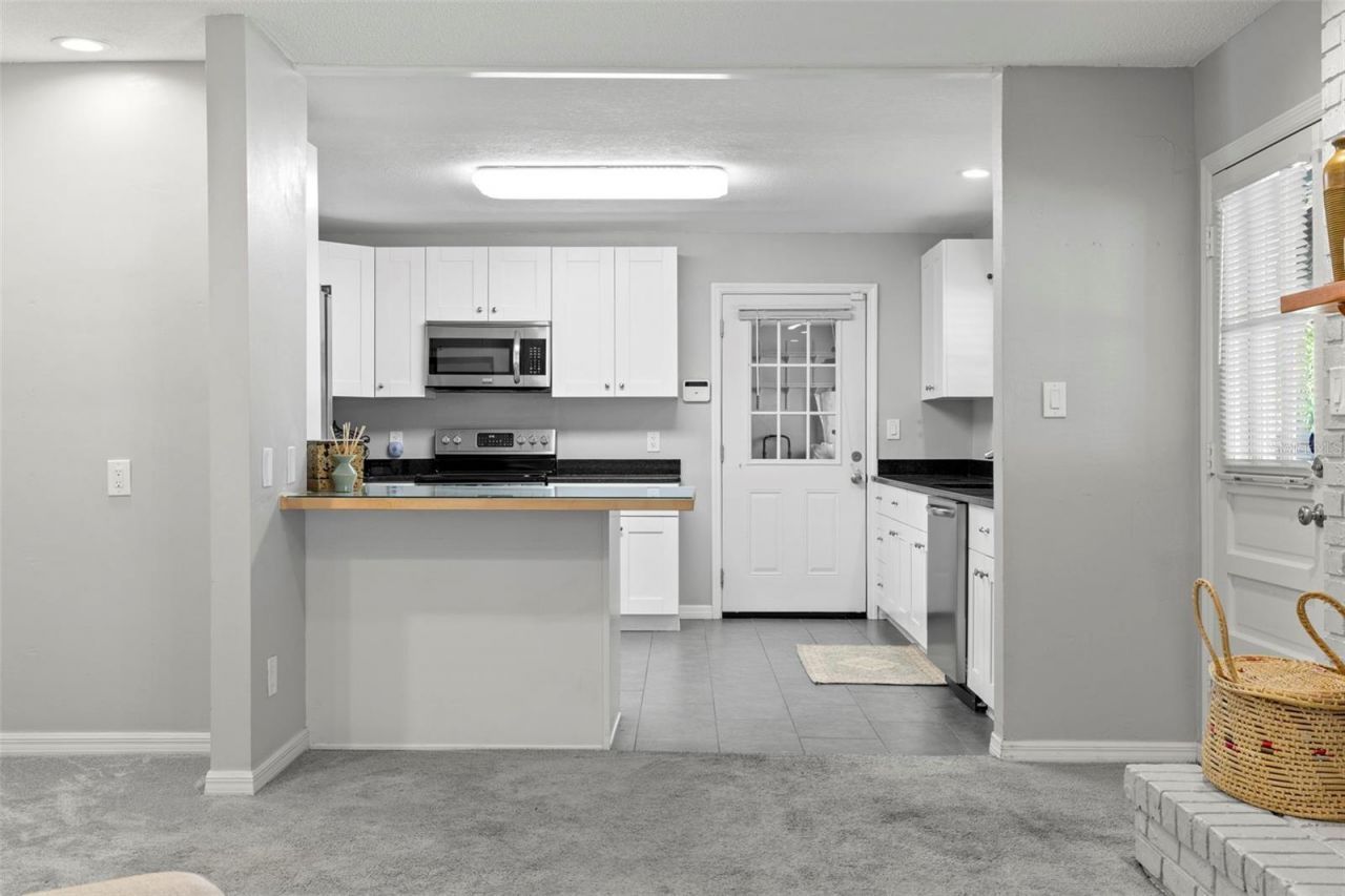 2391 66th Terrace S, Saint Petersburg, FL 33712 Photo