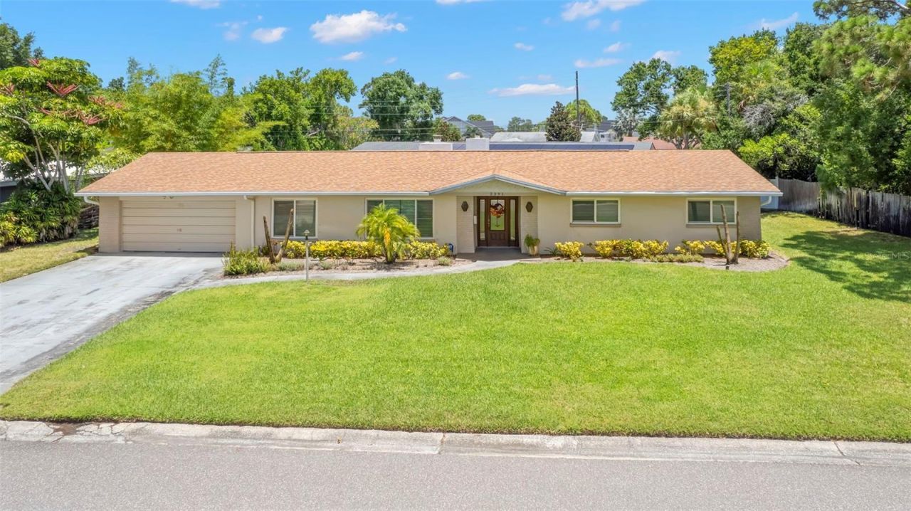 2391 66th Terrace S, Saint Petersburg, FL 33712 Photo