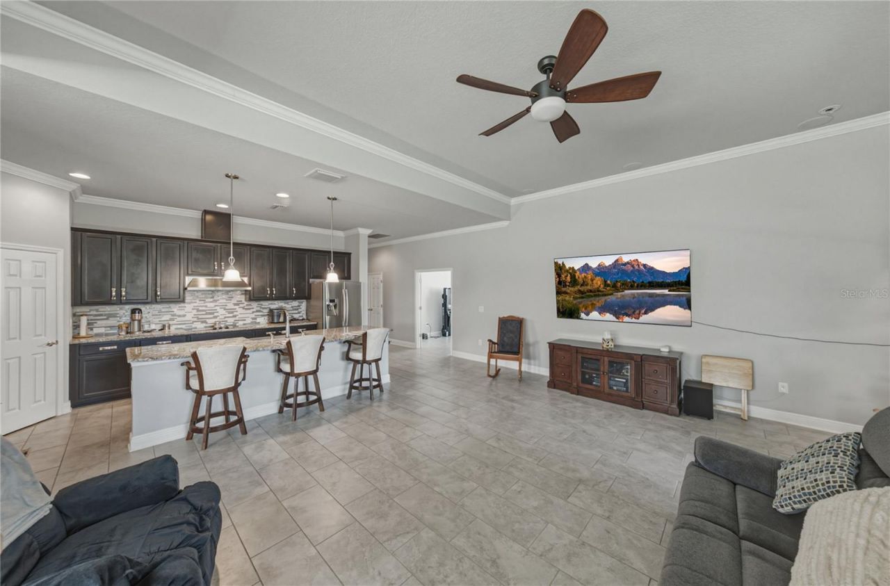 1017 Tracey Ann Loop , Seffner, FL 33584 Photo