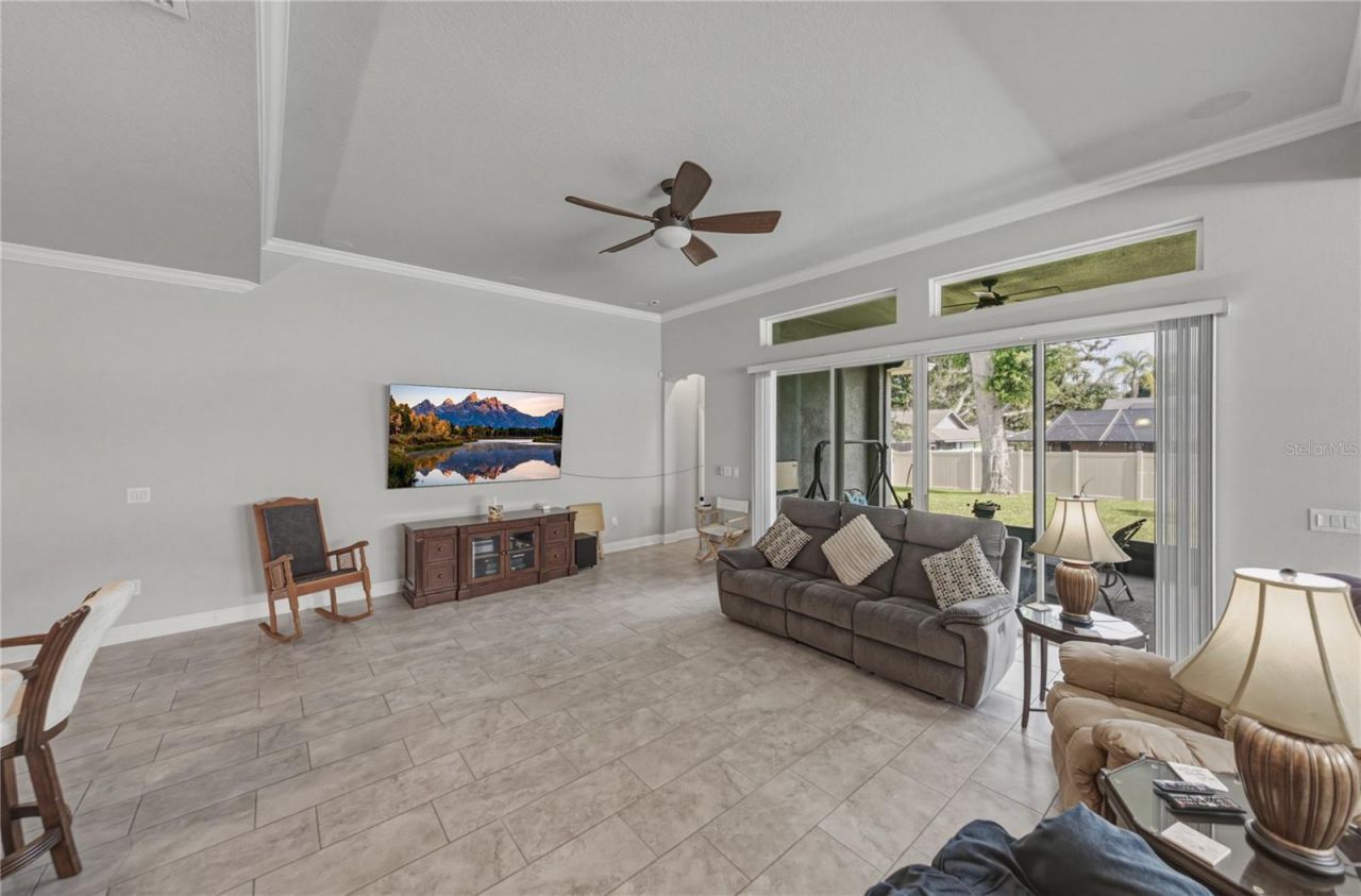 1017 Tracey Ann Loop , Seffner, FL 33584 Photo
