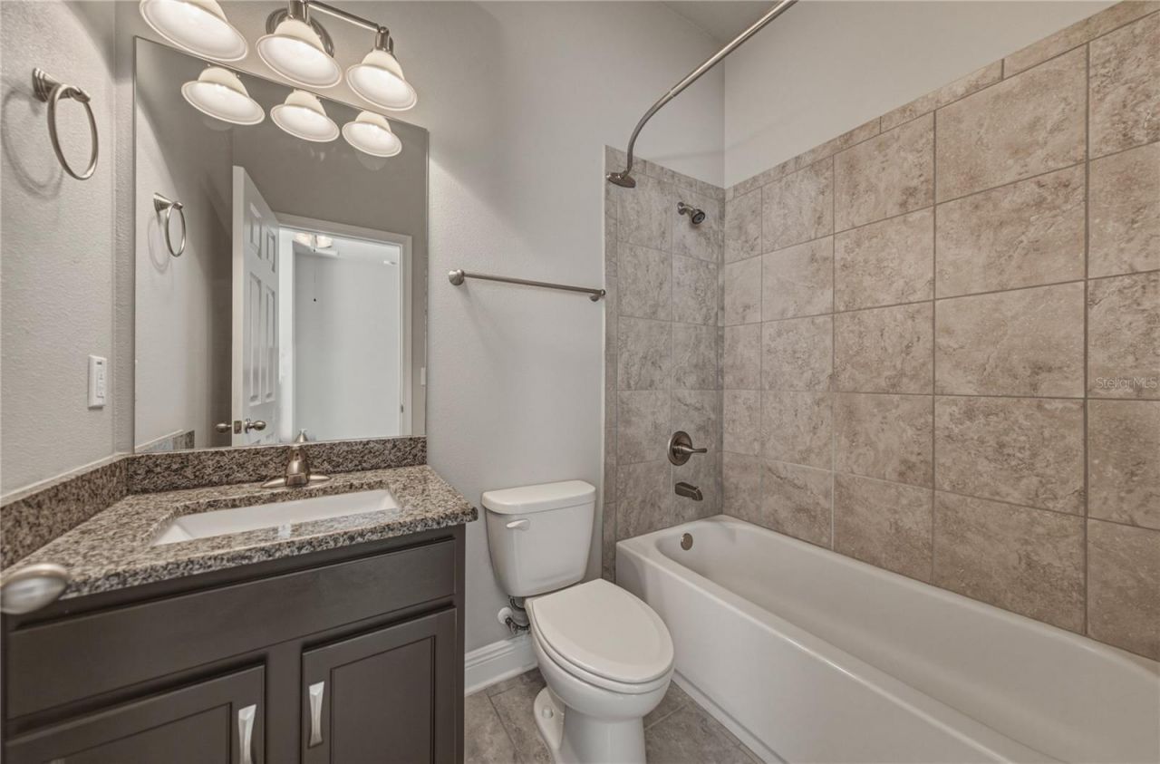 1017 Tracey Ann Loop , Seffner, FL 33584 Photo
