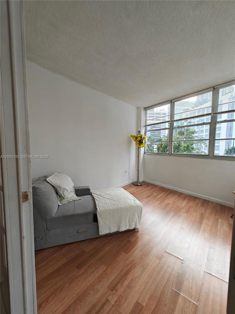 825 Brickell Bay Dr , Unit 350, Miami, FL 33131 Photo