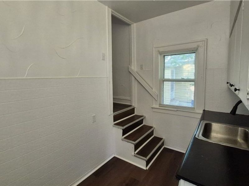 12512 Rexford Avenue, Cleveland, OH 44105 Photo 13