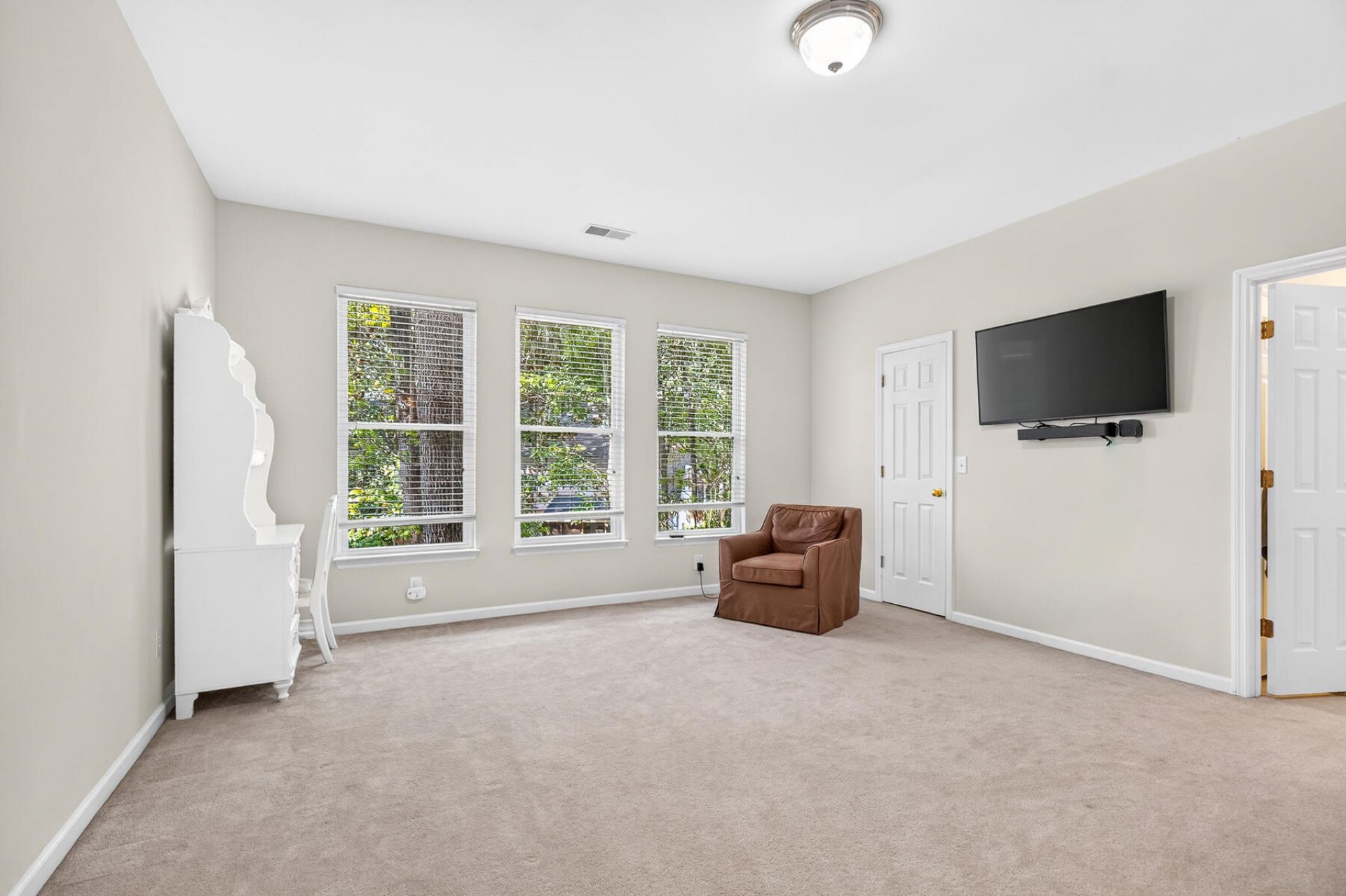 2003 Izard Court Photo 52