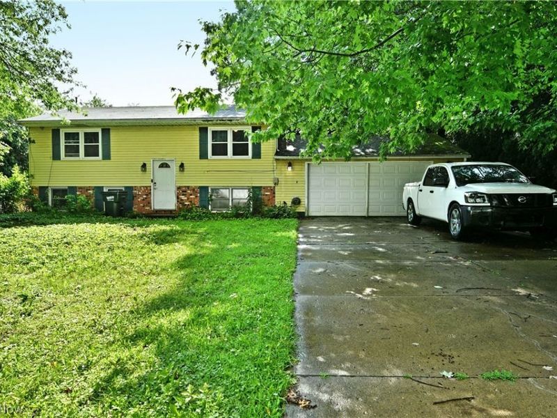 2190 N Kansas Road, Orrville, OH 44667 Photo 2